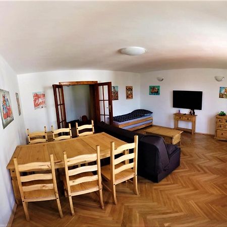 Apartment Galerie Marie Český Krumlov Esterno foto